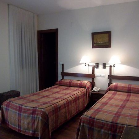 Hotel Termas De Lierganes Luaran gambar