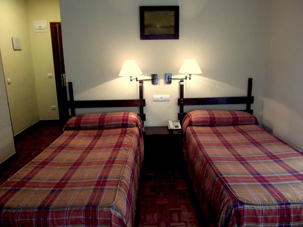 Hotel Termas De Lierganes Luaran gambar