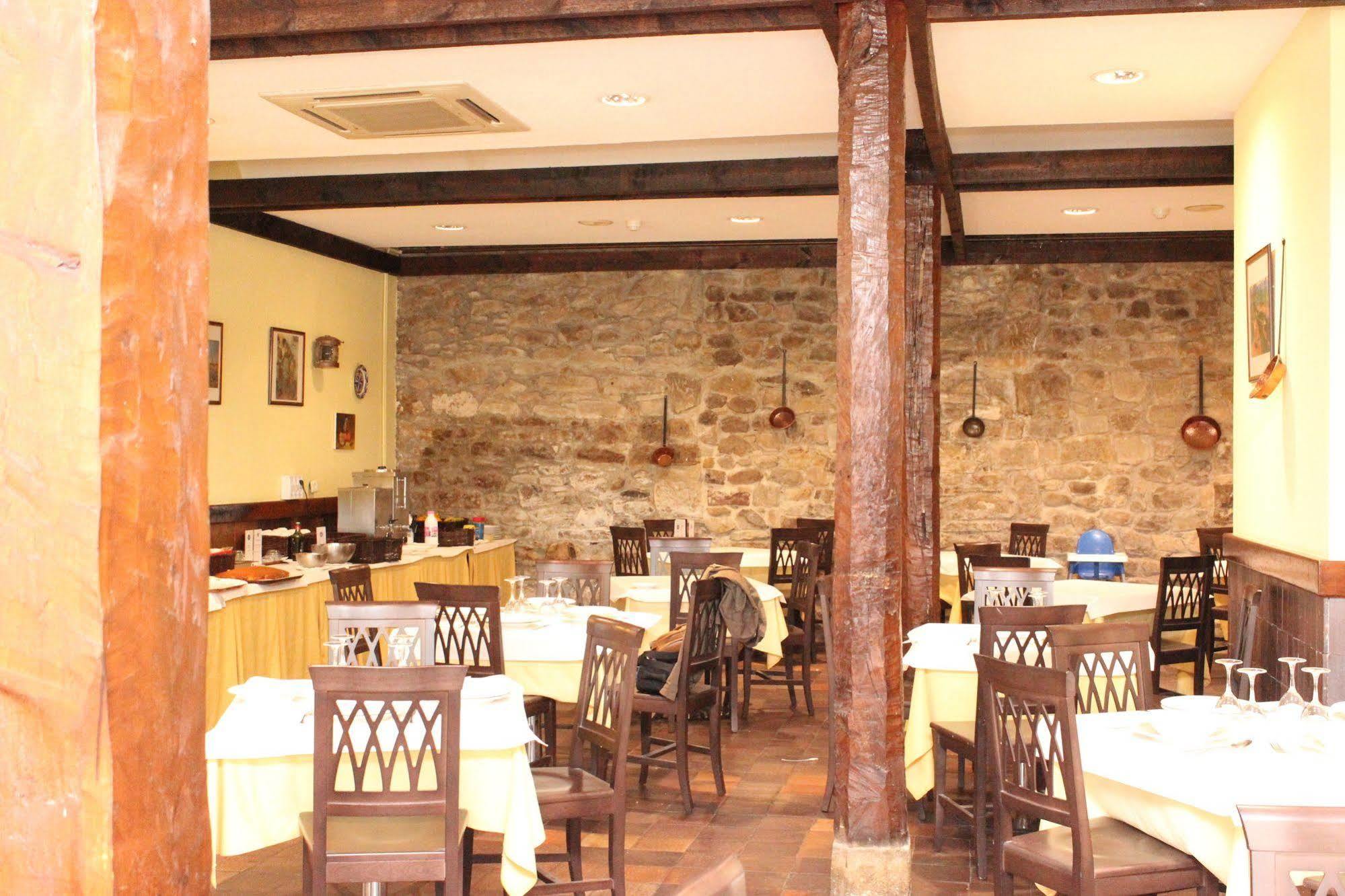 Hotel Termas De Lierganes Luaran gambar