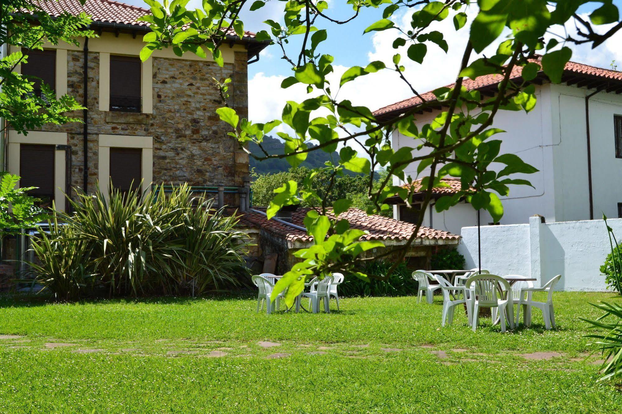 Hotel Termas De Lierganes Luaran gambar